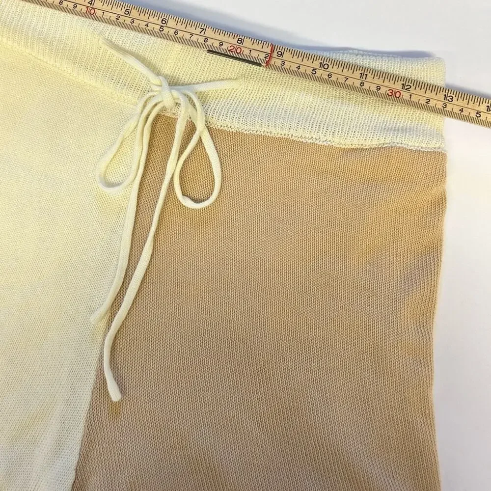 LE LIS Colorblock Knit Lounge Shorts Cream Tan Drawstring Lined Size M